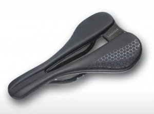 Седло узкое SADDLE T800 карбоновое (вес 105 г. / размер 240x145 мм.) чёрное