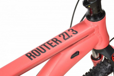 27,5" Велосипед STARK '23 Router 27.3 HD, 8-speed, AL рама-18" (красный/ никель) Россия