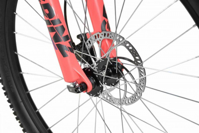 27,5" Велосипед STARK '23 Router 27.3 HD, 8-speed, AL рама-18" (красный/ никель) Россия