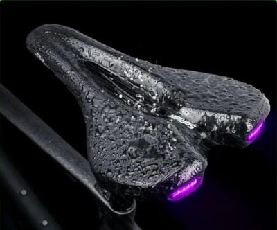 Седло узкое SoRider с фанарём (USB зарядка) 6 - режимов света