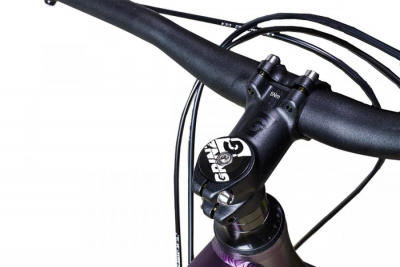 27,5" Велосипед STARK '24 Viva 27.2D 8-speed, рама AL-16" (фиолетовый матовый/чёрный) Россия
