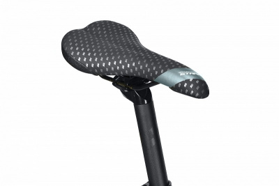27,5" Велосипед STARK '22 Router 27.3 HD, 24-speed (кассета) AL рама-20" (чёрный/ оранжевый) Россия